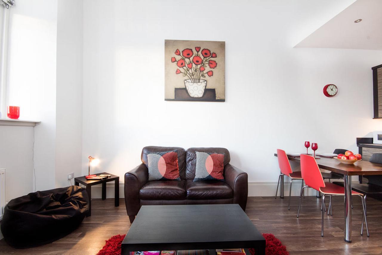 The West Wing Apartments Инвернес Екстериор снимка